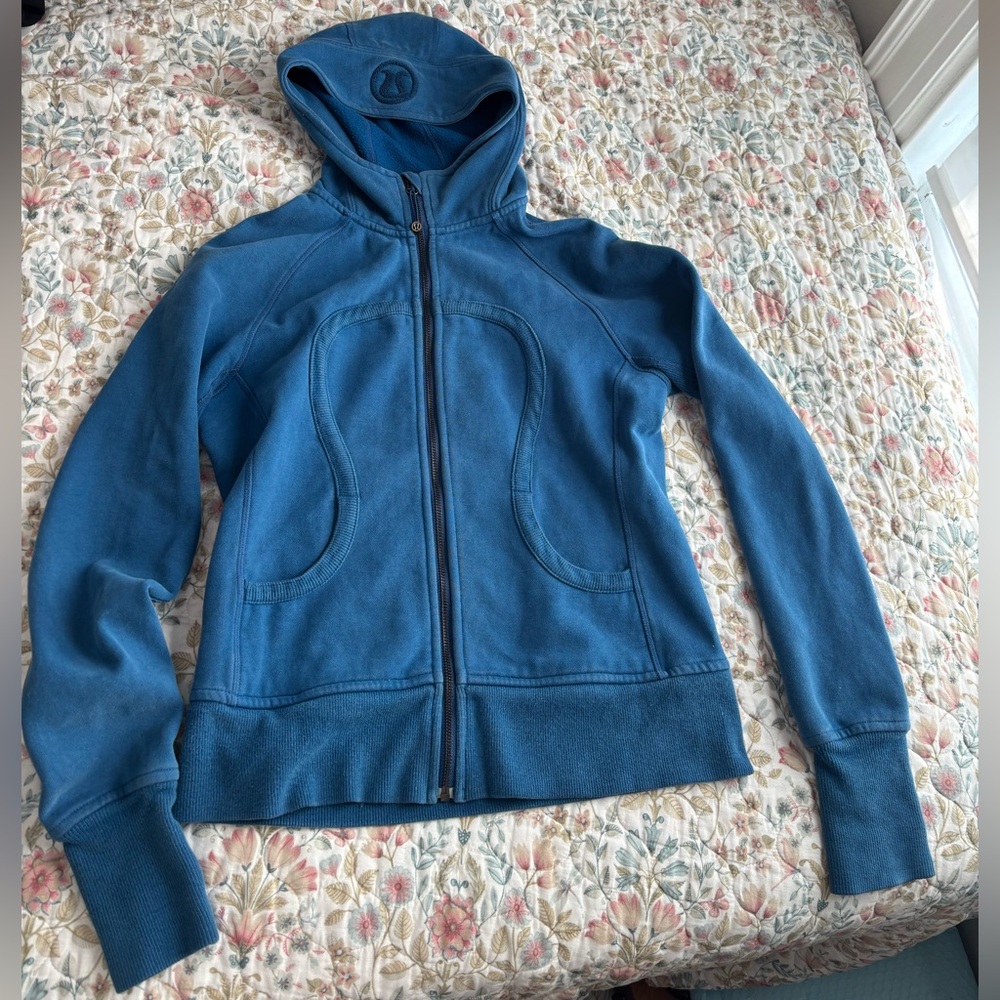 Lululemon Scuba Hoodie *Stretch Blue Size 8